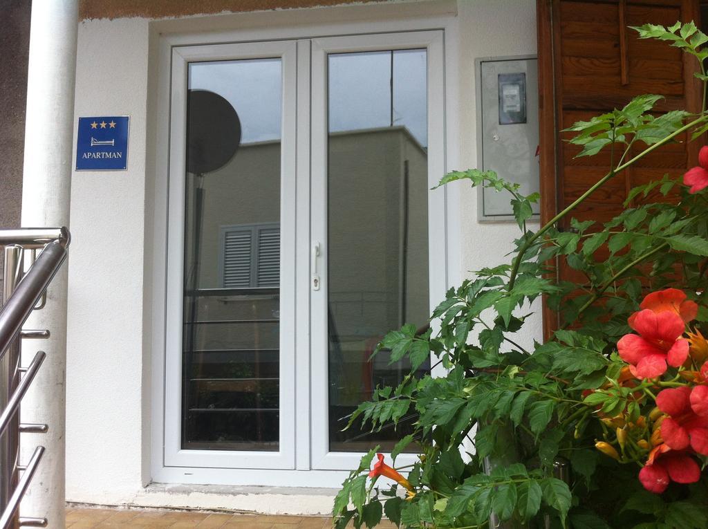 Eco-Apartments With Nice Garden Baška Voda Zimmer foto