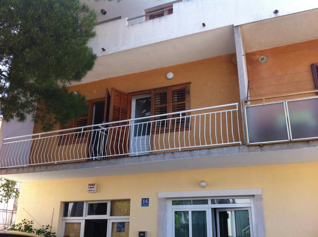 Eco-Apartments With Nice Garden Baška Voda Zimmer foto